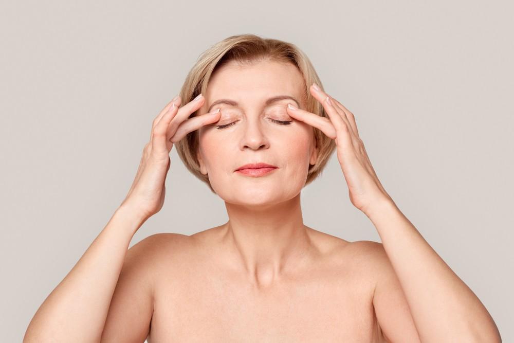 What Are the Benefits of Eyelid Surgery?